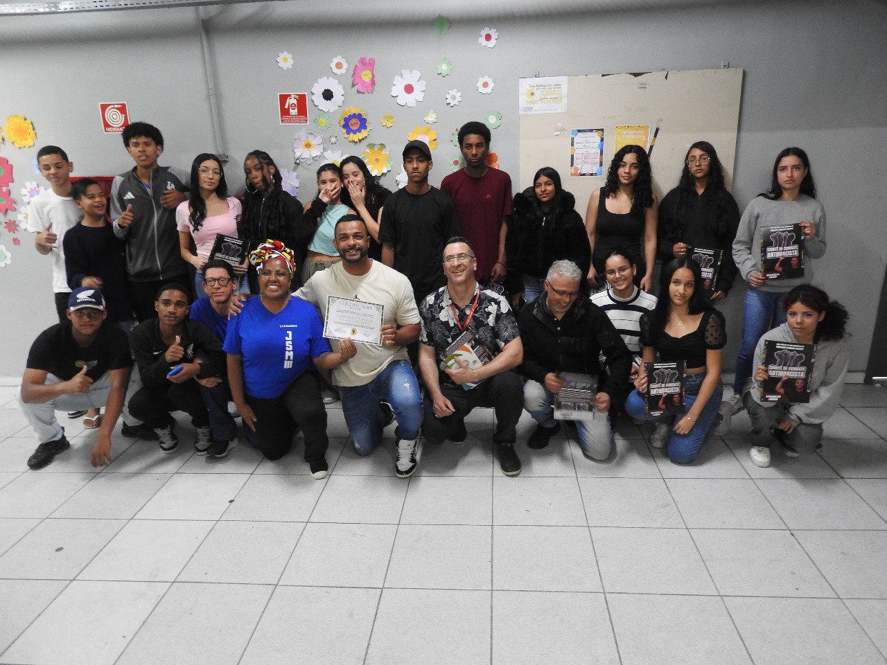 Escola Jardim Santa Maria III recebe novamente o vereador Emerson Osasco e conquista certificação do Projeto Escolar Antirracista