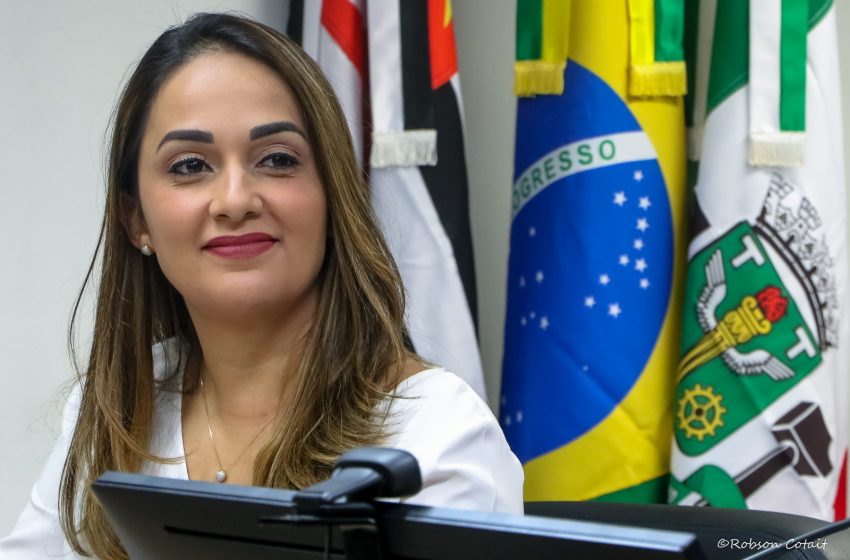Na sessão desta terça (25/11/2025), vereadora Elsa Oliveira solicita instalação de câmeras de segurança no Jardim Santa Maria